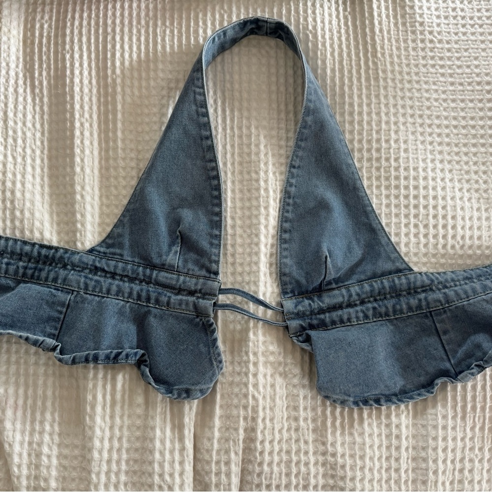 SHEIN Denim Ruffled Backless Sleeveless Halter Crop Top